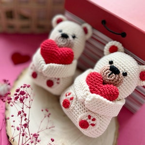 Crochet Valentines Bear /Pattern/PDF/English only/ Valentines toy, Valentines Bear, Amigurumi, Crochet Bear with Heart image 5