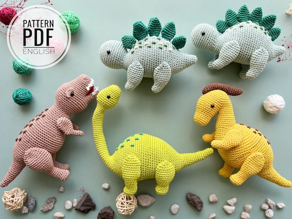 かぎ針編みの恐竜パターン：T-Rex、ステゴサウルス、ブラキオサウルス
