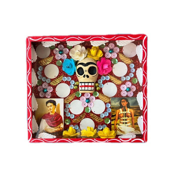 Frida nicho shadow box, Mexican nicho, Mexican retablo, mexican folk art, day of the dead art