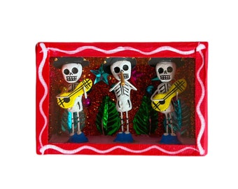 Mexican shadow box, Mexican folk art, day of the dead art