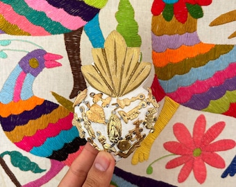 Corazón Milagro Mexicano, Exvoto de Madera Pintado a Mano, Dije del Sagrado Corazón