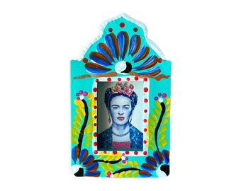 Frida Tin Nicho, Decoración de pared de arte popular mexicano