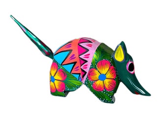 Oaxaca Alebrije, Hand Carved Mexican Folk Art, Colorful Wood Sculpture