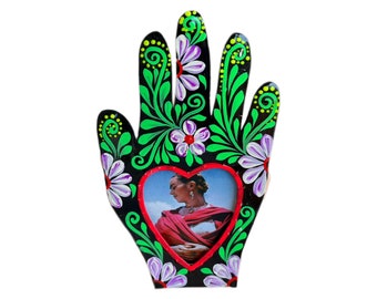 Frida Tin Nicho, Decoración de pared de arte popular mexicano
