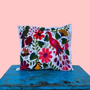 Mexican pillow, Mexican embroidered pillow, Mexican home decor