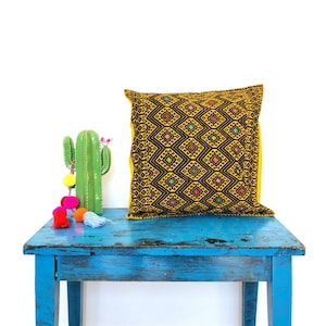 Mexican pillow, Mexican embroidered pillow, pillow case, pillow cover, Mexican decor, Mexican home decor, decorative pillow, Chiapas