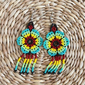Huichol earrings, Mexican earrings, mexican jewelry, mexican beaded earrings