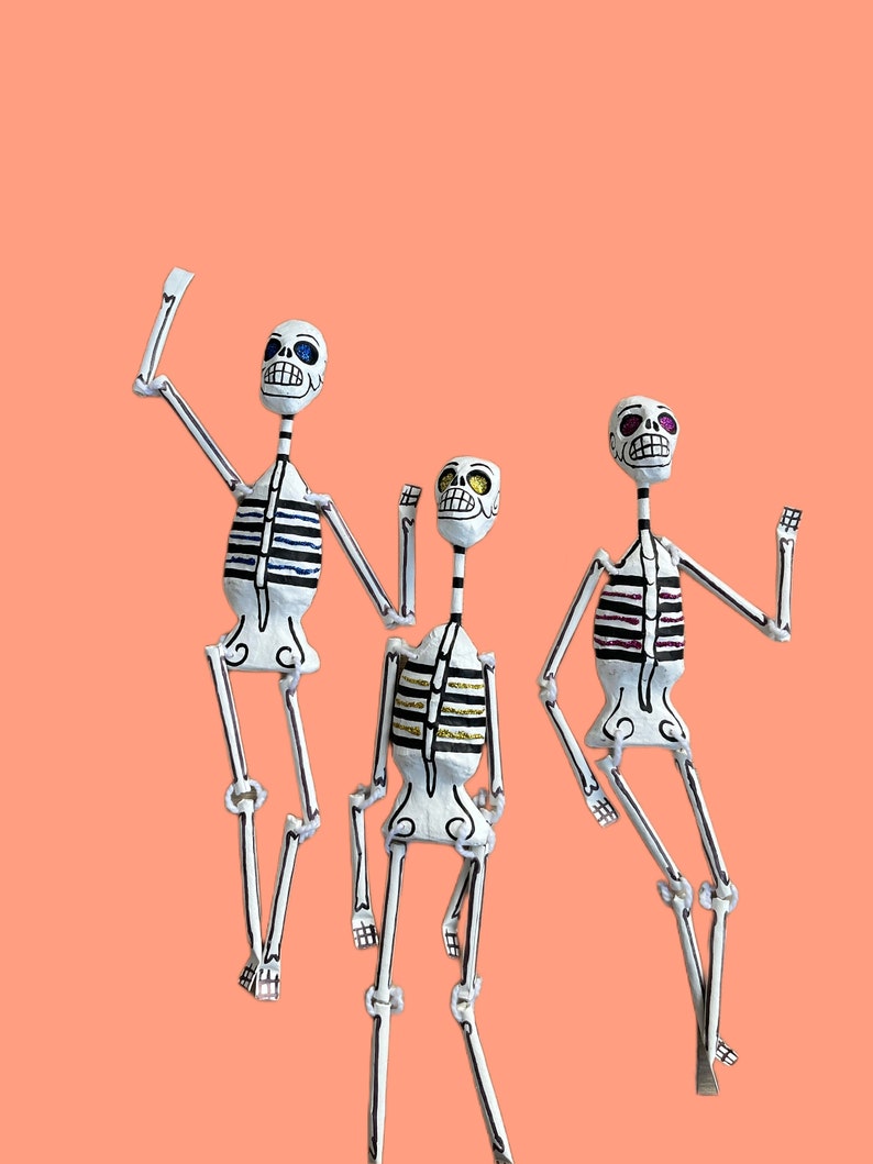 Jour du crâne mort en papier mâché, art populaire mexicain, jour de lart mort, squelette en papier mâché image 6