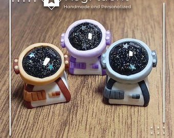 Teclas artesanales hechas a mano con temática de astronauta