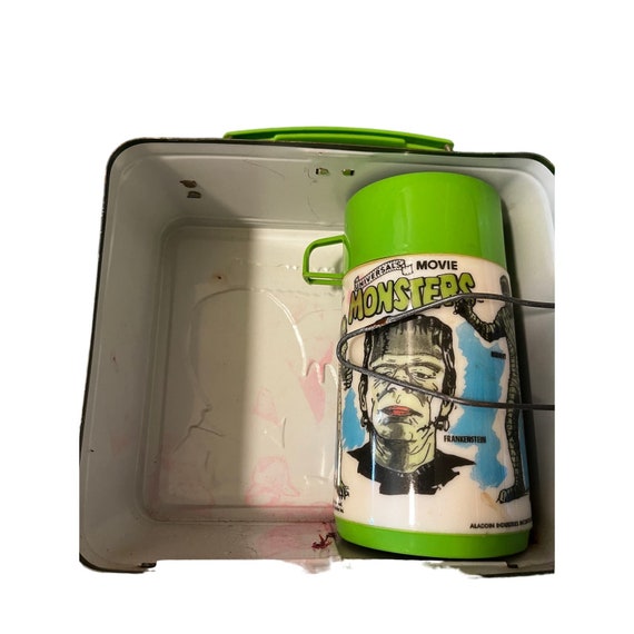 1979 Universal Movie Monsters Lunchbox & Thermos … - image 6