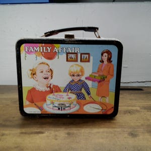 Vintage 1969 Family Affair Metal Lunch Box – King Seeley Thermos – “Happy Birthday Mrs. Beasley”