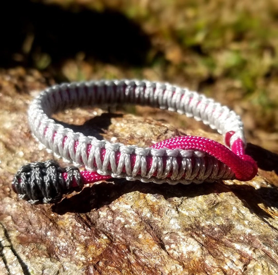 Paracord 550 Cobra Black/Micro-cord Herringbone Stitch