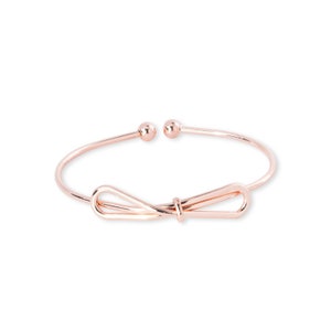 Pulsera de lazo de plata, brazalete de lazo, pulsera de dama de honor, joyería de lazo, pulsera inicial, brazalete inicial, pulsera de amistad imagen 2