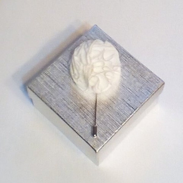 Men's Handmade White Flower Lapel Pin