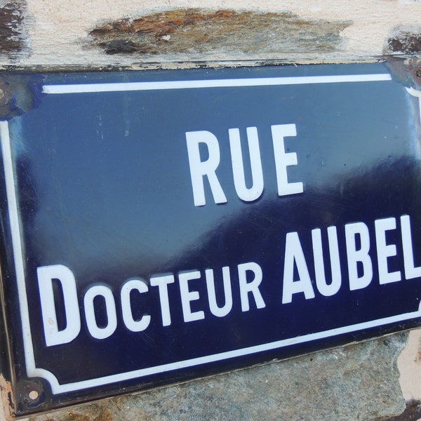 Plaque émaillée ancienne Francaise de rue Vintage rue du Docteur Aubel (deco Loft, indus, at home)