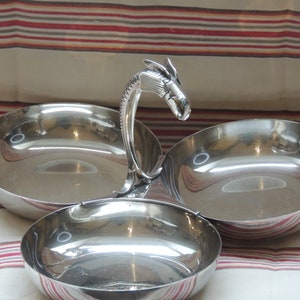 Vintage Franse modernistische Servant opslag aperitief heeft drie compartimenten zilver metaal met viskop ref/187