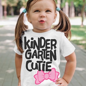 svg de jardín de infantes, camisa de jardín de infantes, niña, svg de regreso a la escuela, cutie svg, planchar, imprimible, svg de niña de jardín de infantes, DXF, arco, svg
