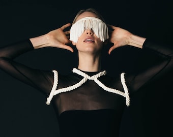 White Shoulder Harness for Women - Party Shoulder Piece - Bdsm Body Harness - Rave Bondage Collar - Macrame Shoulder Necklace