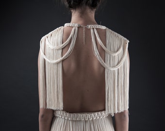 RESERVIERT - Etsy Design Auszeichnungen - Ivory Schulterkette - Fransen Crop Top - Epaulettes Festival Kostüm - Makramee Schmuck - Quasten Top