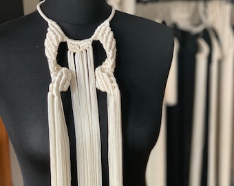 Chunky Seil Halskette, weiße Makramee Fransen Boho Halskette, Alternative Hochzeit Halskette, Multistrang Seil Schmuck für Avant Garde Hochzeit