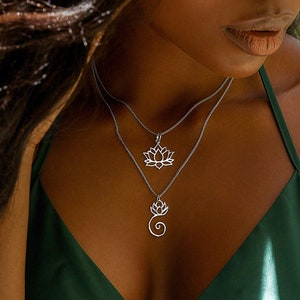 925 Sterling Silver Lotus Pendant - Lotus Necklace in Silver