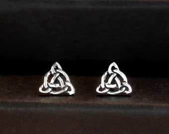 Boucles D'oreilles Pendantes Triskel En Argent Massif - Occasion Vintage