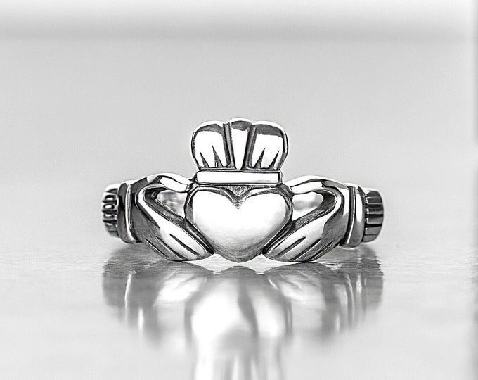 Bague Claddagh En Argent 925 Ancienne - Jonc Anneau Créateur Avec Pierre Verte - Occasion