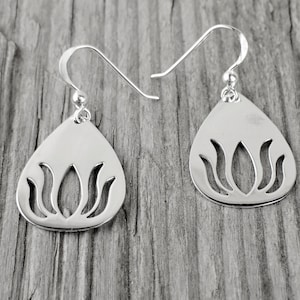 925 Sterling Silver Lotus Earrings - Long Lotus Earrings In Silver
