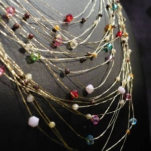 Collier Multifils en Soie Japonaise Collier Couleur Or Cristaux et Petites Pierres image 3