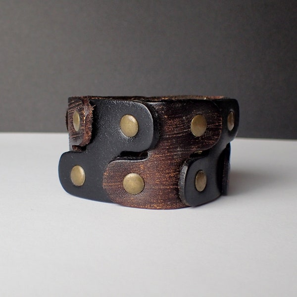 Large Bracelet Cuir avec Rivets pour Petit Poignet