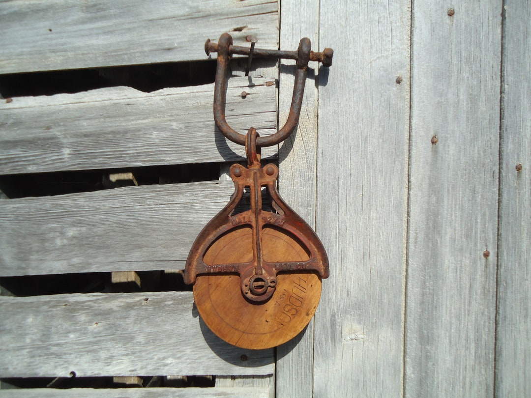 Cast Iron Pulley, Old Barn Pulley, Farm Primitive, Rustic Farm Pulley