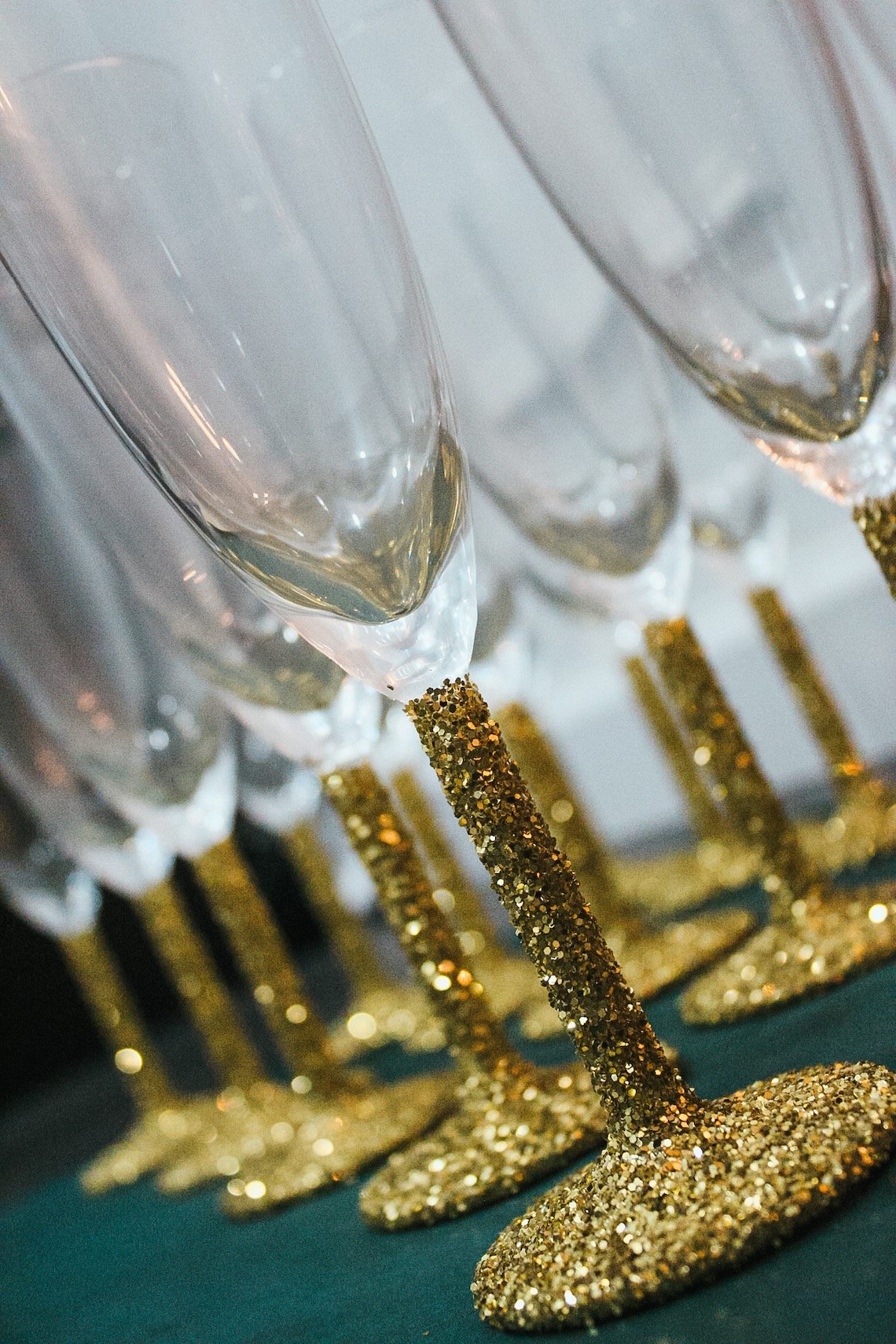 toms champagne glitter