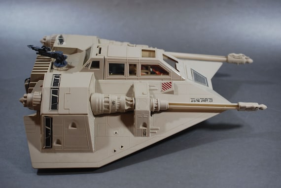 Vintage Star Wars Complete Snowspeeder & Luke Skywalker Vintage Star Wars Complete Snowspeeder & Luke Skywalker