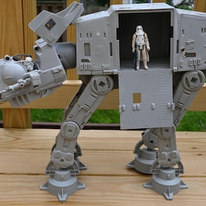 Imperial Walker At At Walker Toy 80s Star Wars: Super Deluxe AT-AT