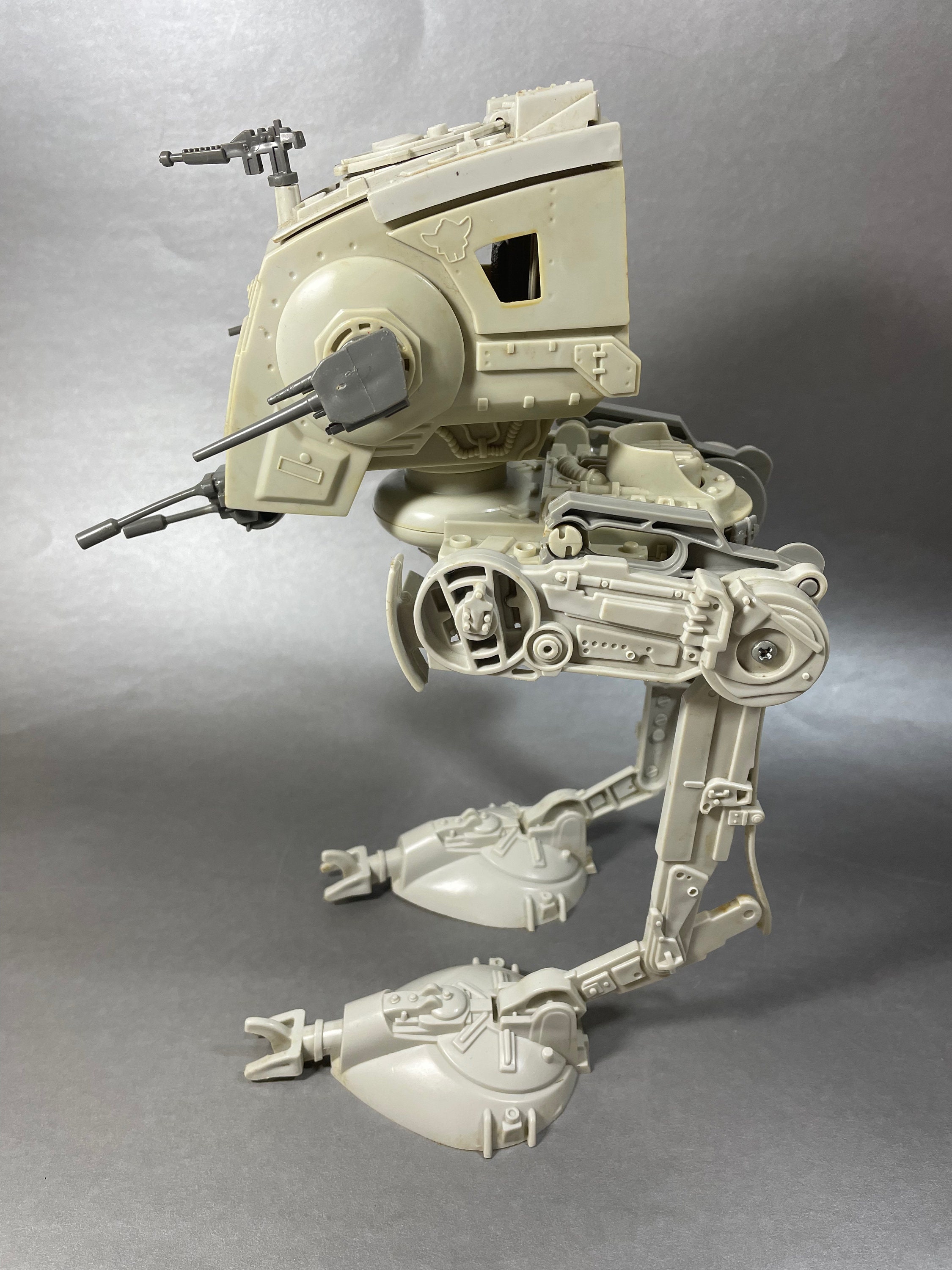 1982 オールドケナー スターウォーズ AT-ST スカウトウォーカービークル 1982 オールドケナー スターウォーズ AT-ST スカウトウォーカー