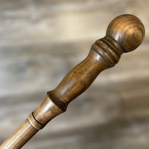 Elegant cane for man or women, mom, grandmother - Processed handle Beautiful wooden walking stick