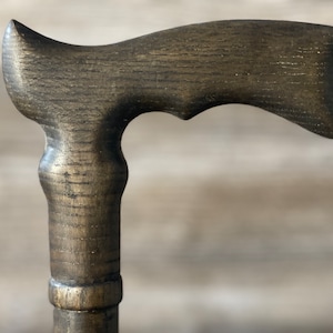 Elegant cane for man or women, mom, grandmother - Processed handle Beautiful wooden walking stick