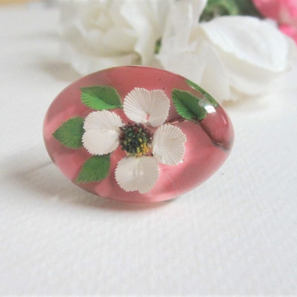 Reverse Carved Lucite Brooch 1940s Dogwood Pin Oval Lucite Dogwood Flower