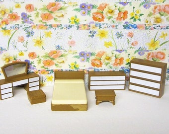Arco Dollhouse Bedroom Furniture 70s Bed & Dresser Set Doll Bedroom Suite 1:24 Scale Little Doll Bed 6 Piece Set