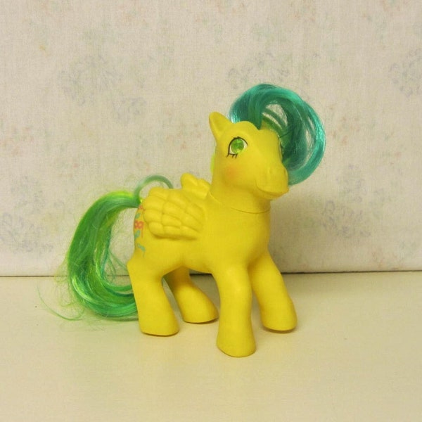 My Little Pony 1985 Masquerade G1 Concave Feet Hong Kong 80s MLP Masquerade Twinkle Eyed Pony