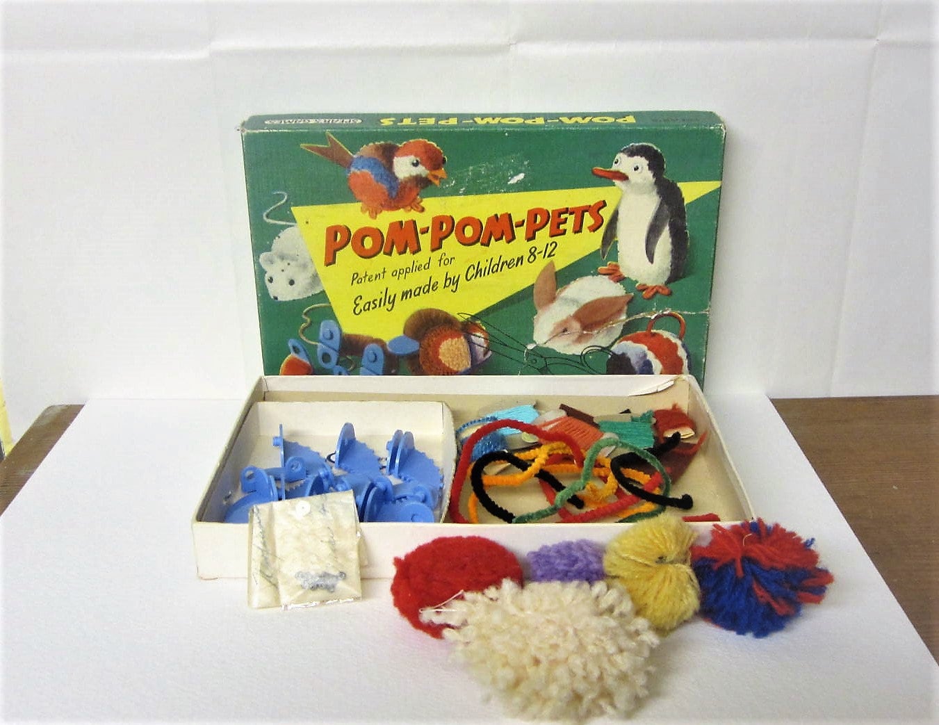 Spears Pom Pom Pets 50s Craft Set Retro Pompom Craft Kits Vintage Yarn ...