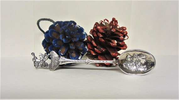 1982 Holland Christmas Spoon: Silverplated Noel Angel Collector Spoon