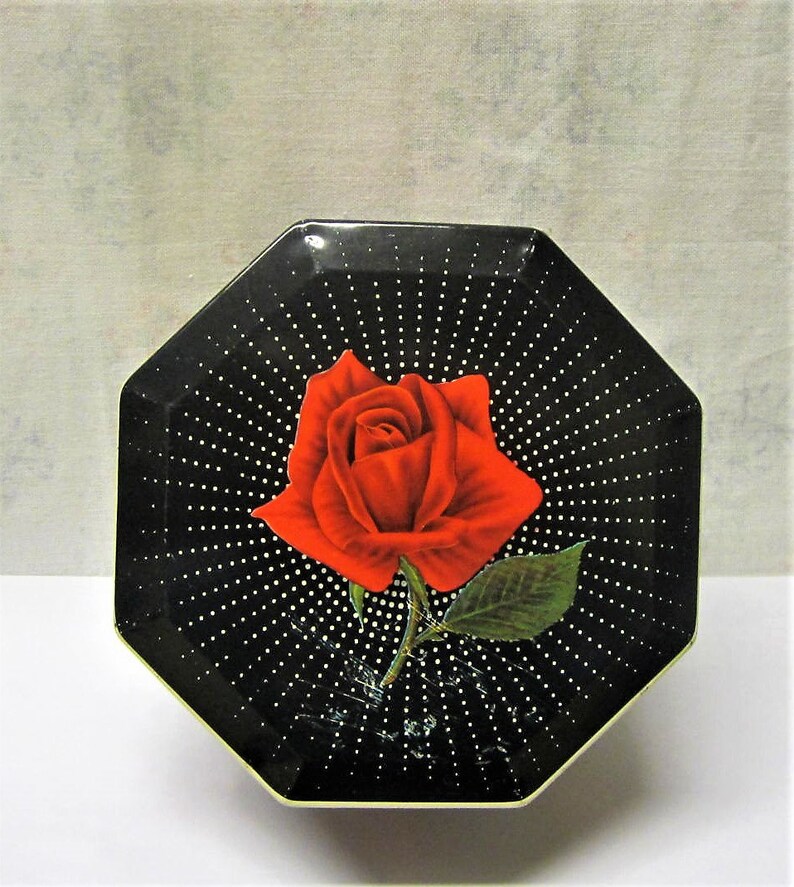 Carrs of Carlisle Tin Roses 60s Pretty Rose Tin Vintage Etsy