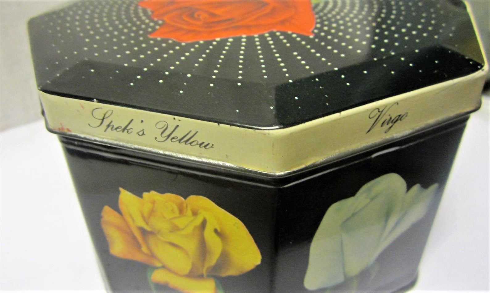 Carrs of Carlisle Tin Roses 60s Pretty Rose Tin Vintage Etsy