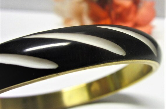 RE/DONE Marketplace | 60s Bakelite Bangle | Vintage Bracelets