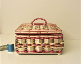 Gorgeous Abstract Singer Vintage Wicker Sewing Basket, Plastic
