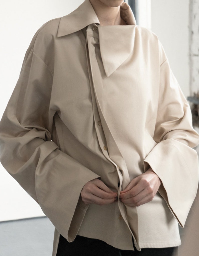 CHAMPAGNE silky deconstructed OVERSIZE SHIRT imagem 8