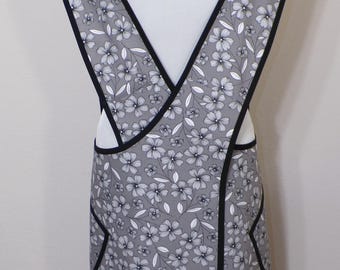 Cross Back Apron, Old Fashioned Apron, Cross Over Apron, Baking Apron, Aprons for women, Criss Cross Apron, Pinafore Apron, Handmade Apron