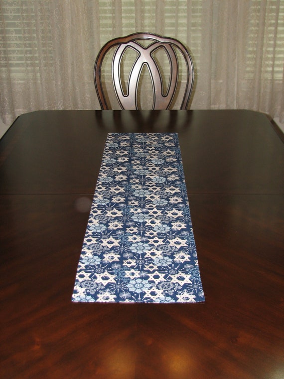 Hanukkah decorations, Hanukkah table runner, Hanukkah decor, Chanukah decorations, Star of David decor, Jewish table decor