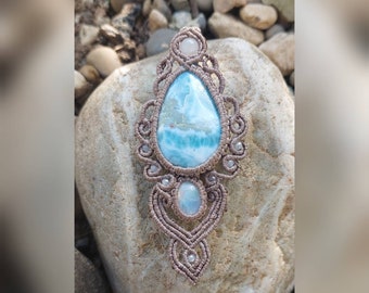 Larimar, pendentif pierre de lune macramé